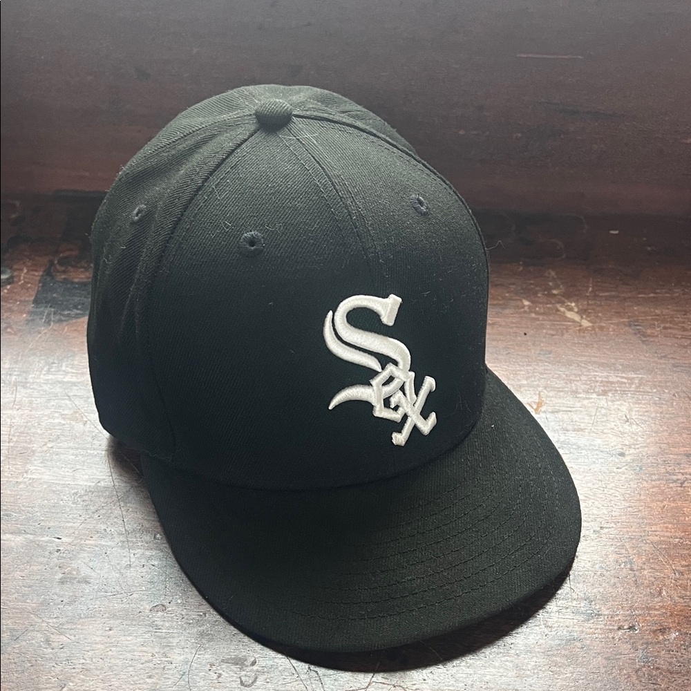 New Era Black 59FIFTY Fitted White Sox Cap